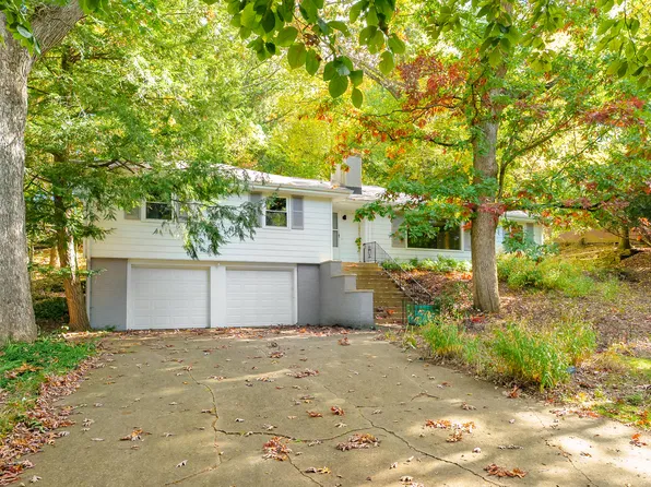 2211 Rambling Rd, Kalamazoo, MI 49008