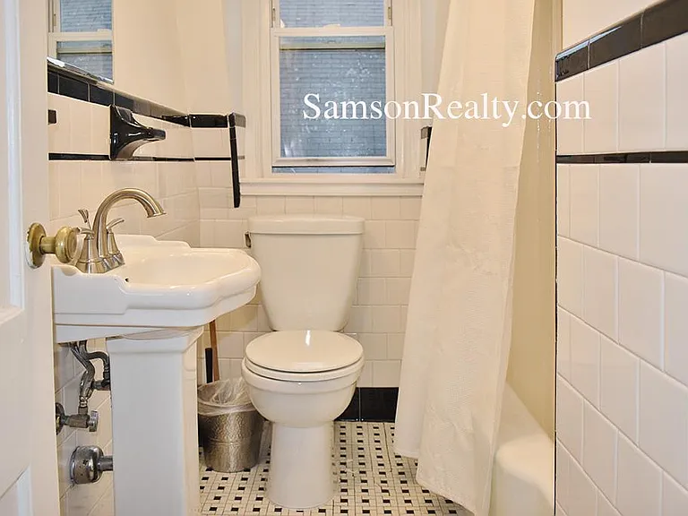 368 Thayer St #3 — Photo 8