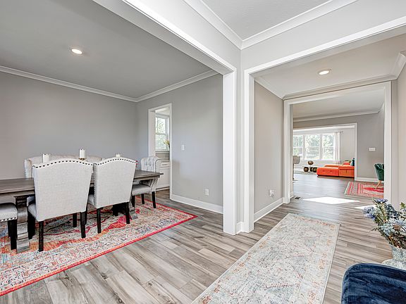 4th image of 16435 Rathbun Ct