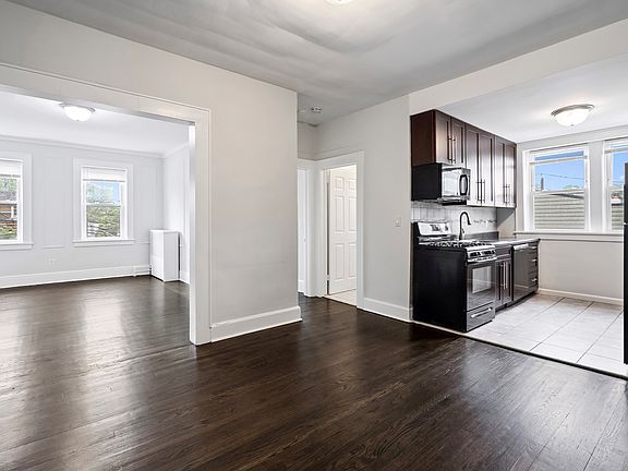 5th image of 539 Joralemon St APT 10