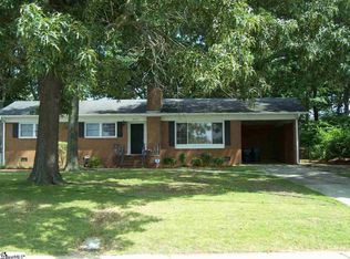 807 Ikes Rd, Taylors, SC 29687