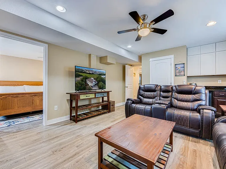 5209 Lunar Dr — Photo 29