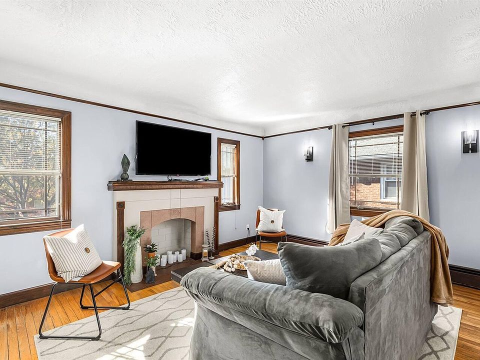 1st image of 604 W Hudson Ave #Id1032340p