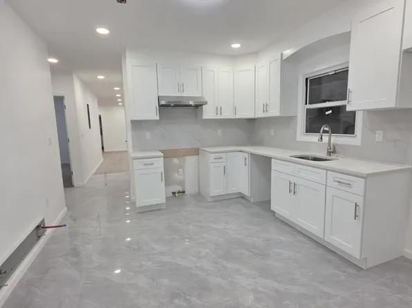 (undisclosed Address), Staten Island, NY 10306