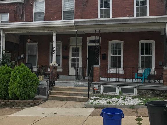 5th image of 294 Leverington Ave