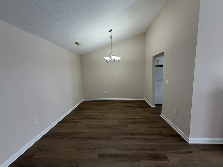 Commonwealth Senior Living at Christiansburg — Photo 28