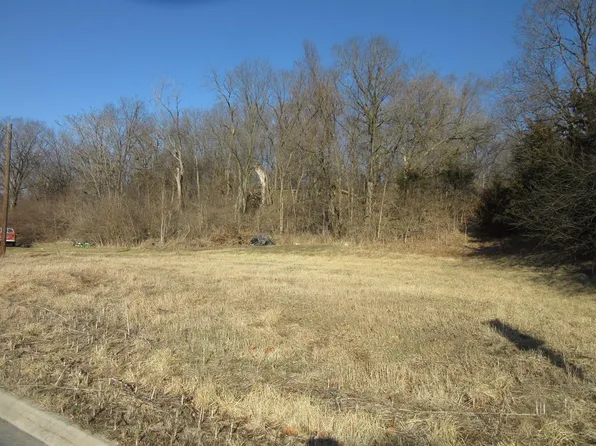 12 Decker Rd, Kirksville, MO 63501