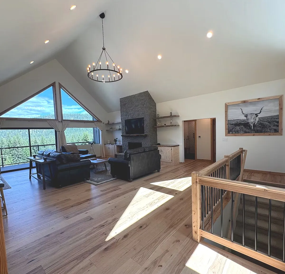 3 bed, 2778 sqft, $4,000 — Photo 3