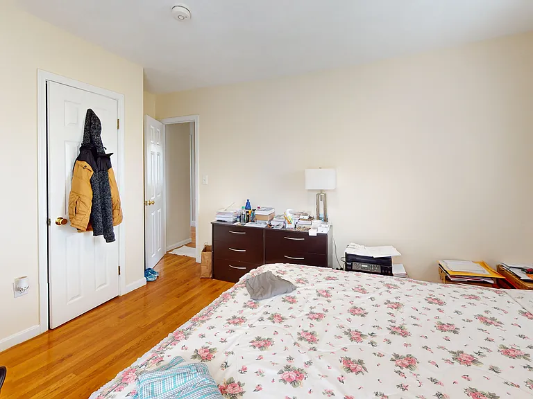 19 Harvard St #3 — Photo 5