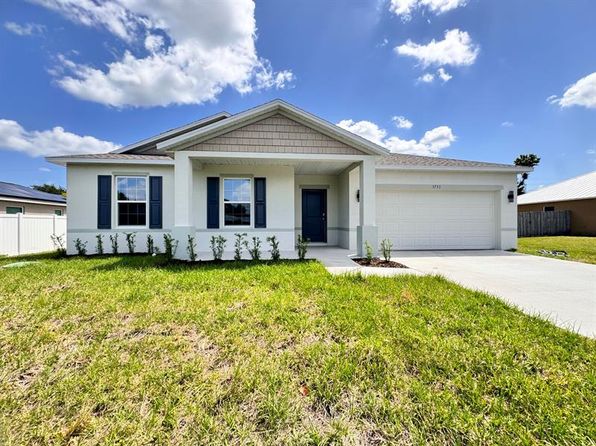 1751 SE Sandia Dr