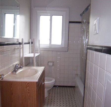 2882 Greenfield Bath