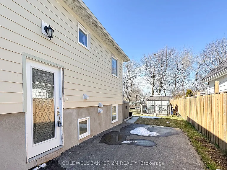 230 Annis St #2 — Photo 2