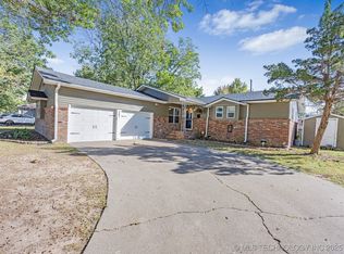 2014 Harvard Ave, Miami, OK 74354