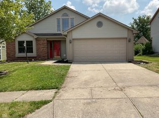 1255 Severn Ct, Greenwood, IN