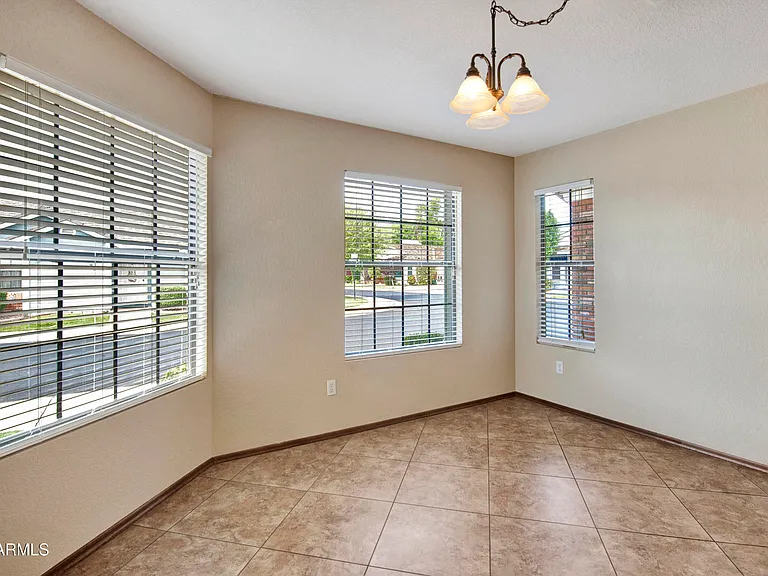 229 E Anderson Ave — Photo 22