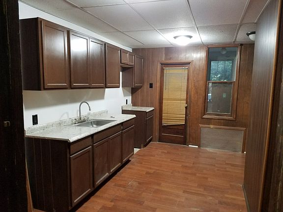 2nd image of 75 Condict St