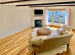 4 Shoreline Pl, Spring Park, MN 55384