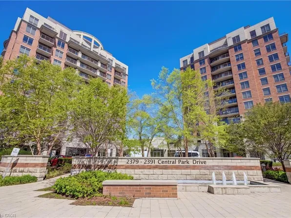 2379 Central Park Dr #603, Oakville, ON L6H 0E3