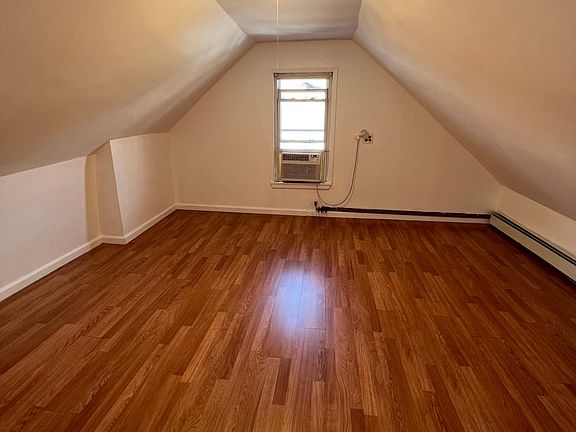 4th image of 3757 Olinville Ave