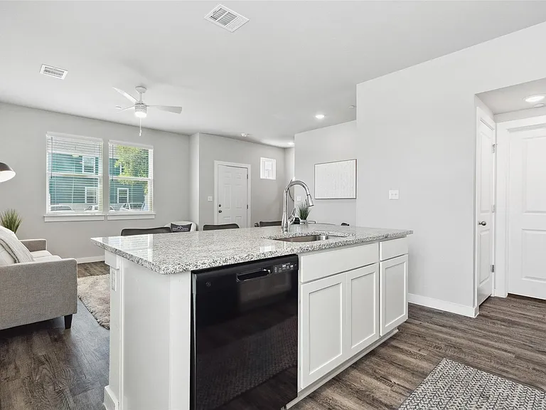 705 Horseshoe Dr #1702 — Photo 16