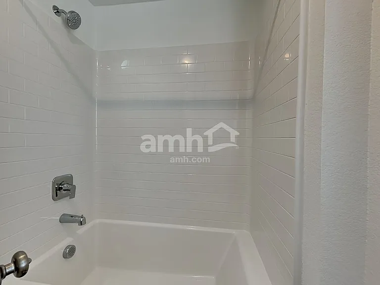 6495 Rush Ave — Photo 16
