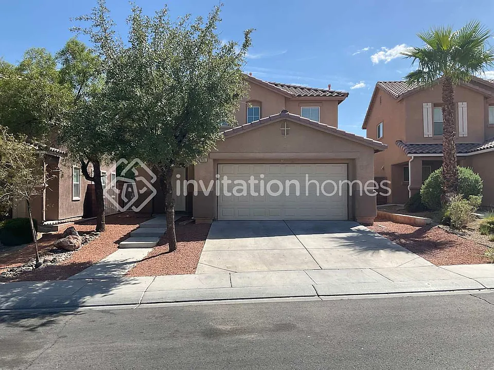 2425 Courlan Dr