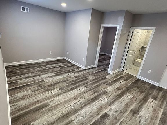 4th image of 1617 Point Breeze Ave Floor 1