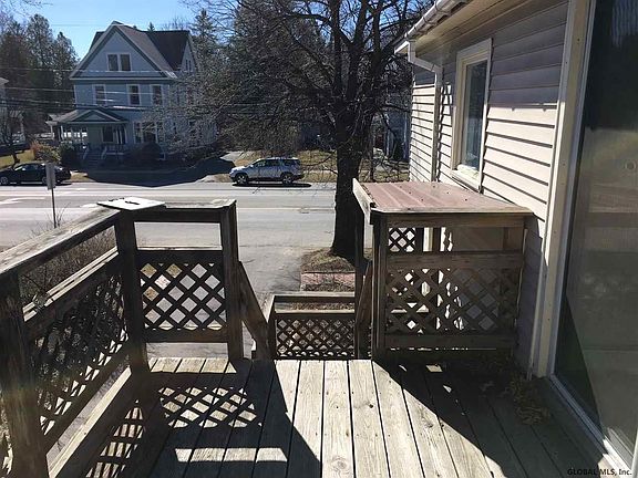 2nd image of 191 Lake Ave