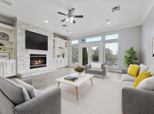 6301 Westcott St, Houston, TX 77007