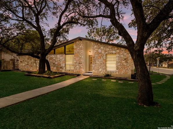 1755 Brandenburg, San Antonio, TX 78232