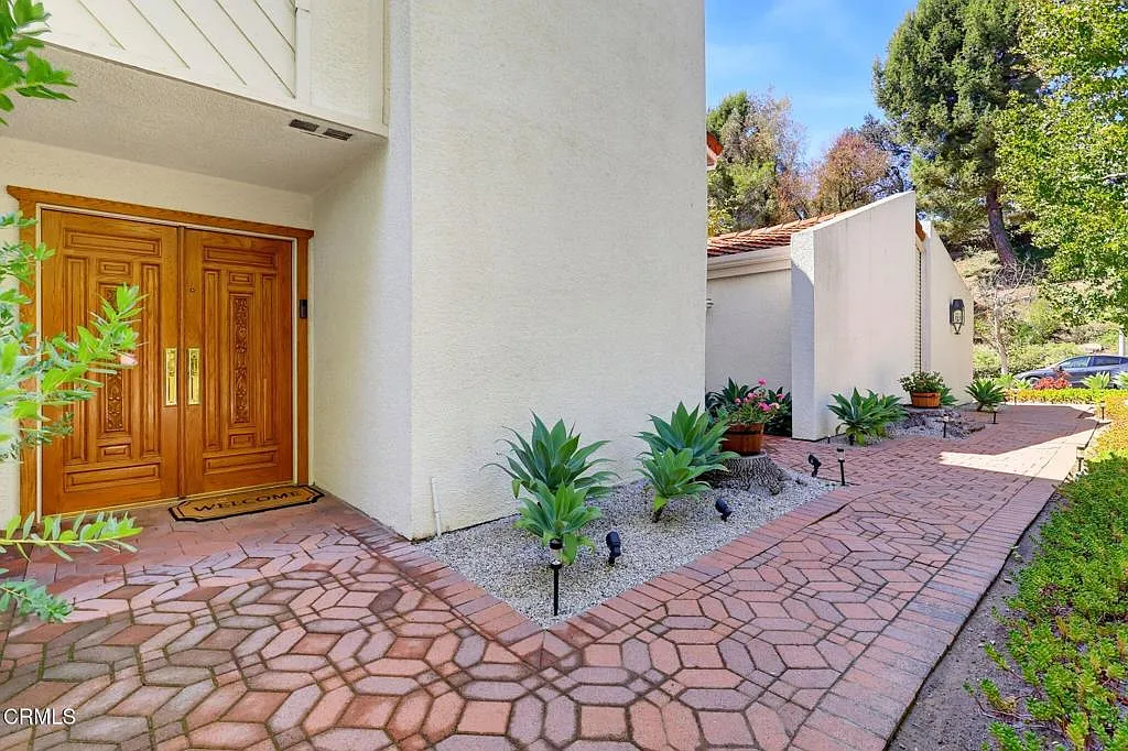 4 bed, 3.0 bath, 2769 sqft, $7,500 — Photo 4
