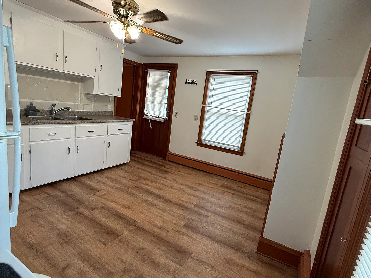 1 bed, $1,600 — Photo 2