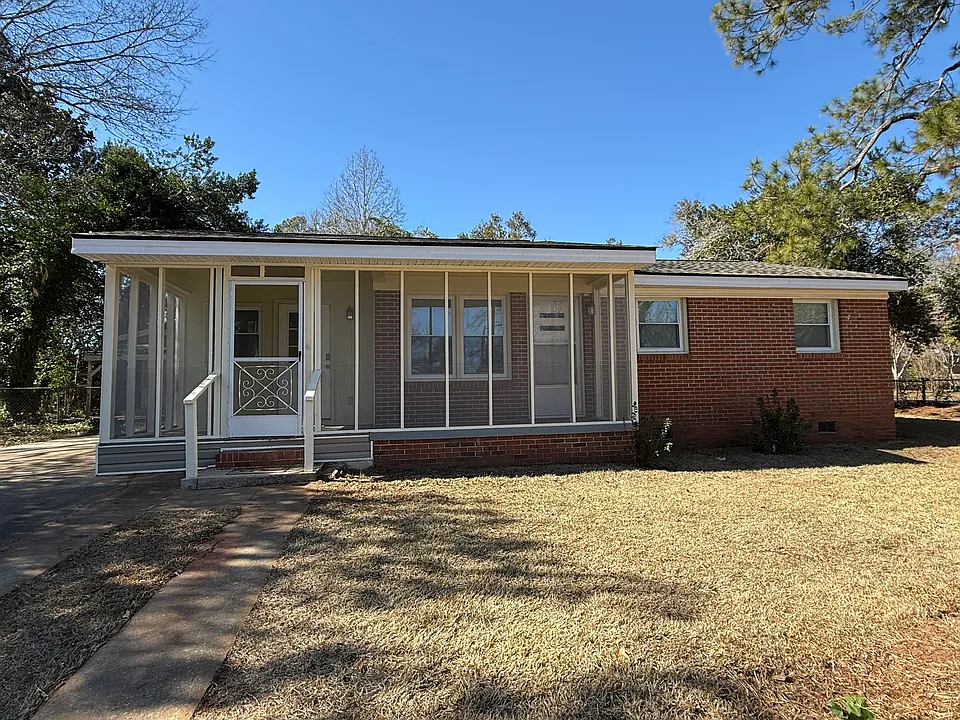 321 Orchard Ln