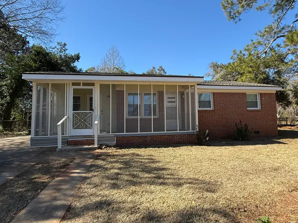 321 Orchard Ln, Warner Robins, GA 31093