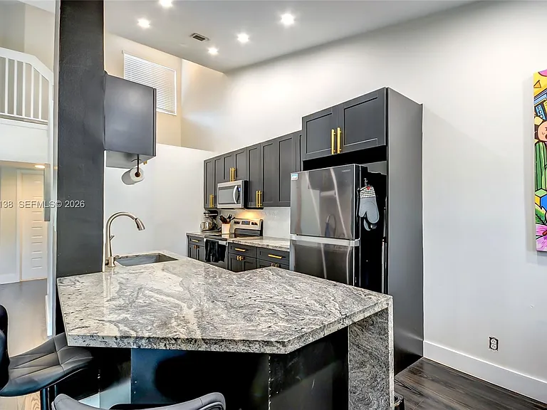 14014 SW 91st Ter #14014 — Photo 8