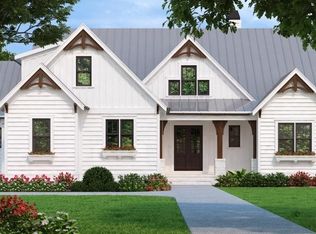 748 Rookery Ln, Whispering Pines, NC 28327