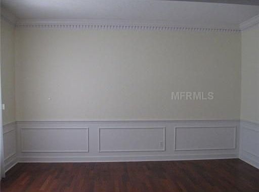 4th image of 605 E Club Cir