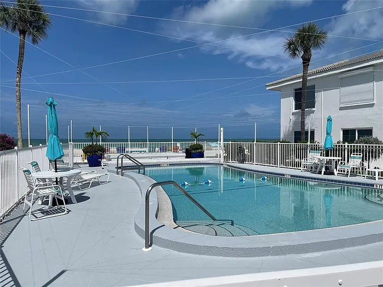 5400 Gulf Dr #32 — Photo 14