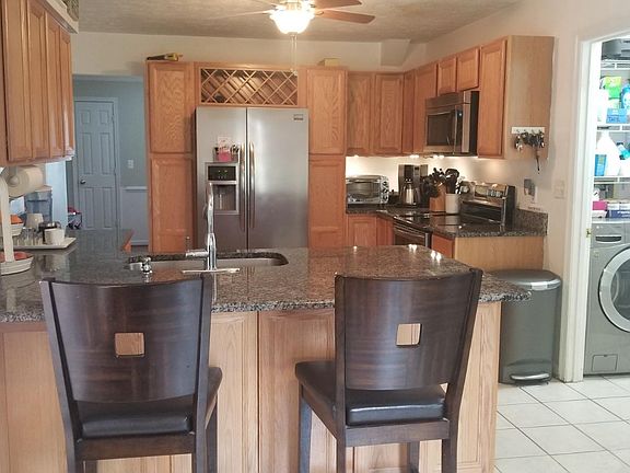 4th image of 106 Barbara Ann Dr