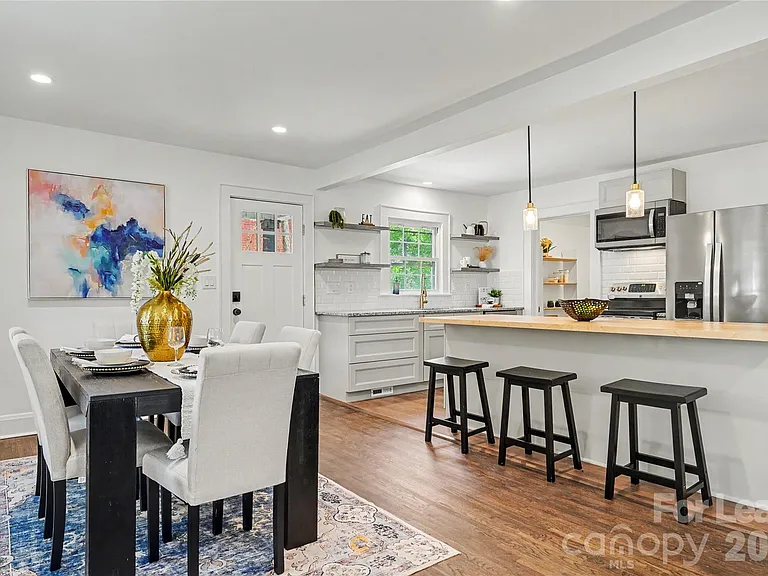 127 Cedar Dr NW — Photo 9