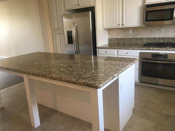 5th image of 40911 Belleray Ave