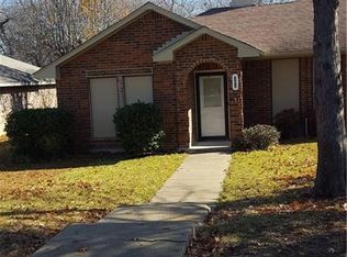 202 Larchbrook Dr, Desoto, TX 75115