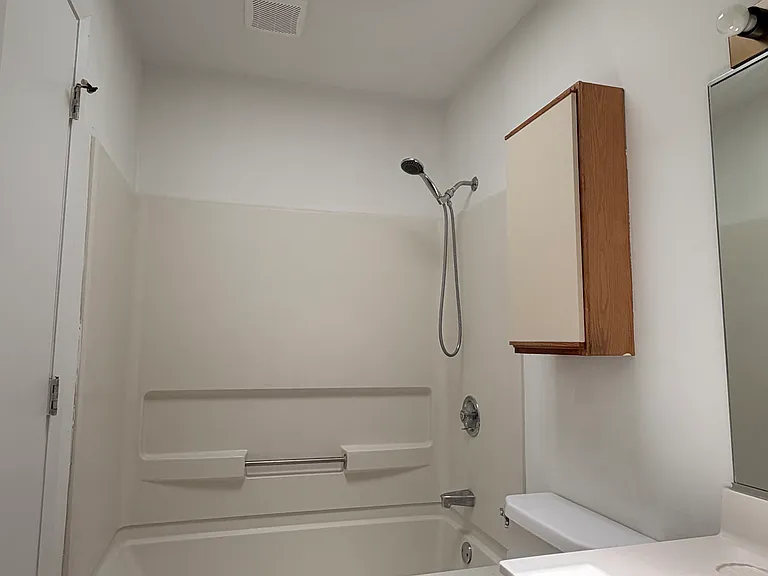 366 Summerwalk Cir — Photo 16