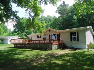 N1258 385th St, Maiden Rock, WI 54750