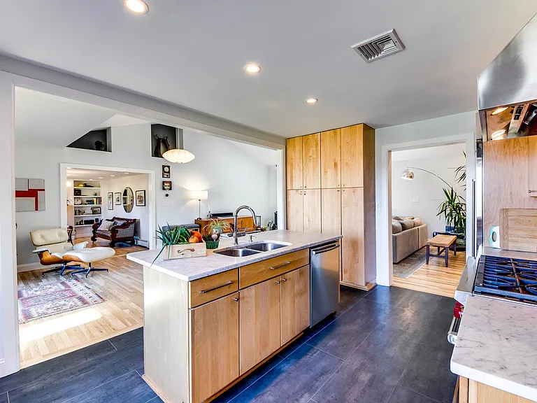 71 Island View Dr W — Photo 13
