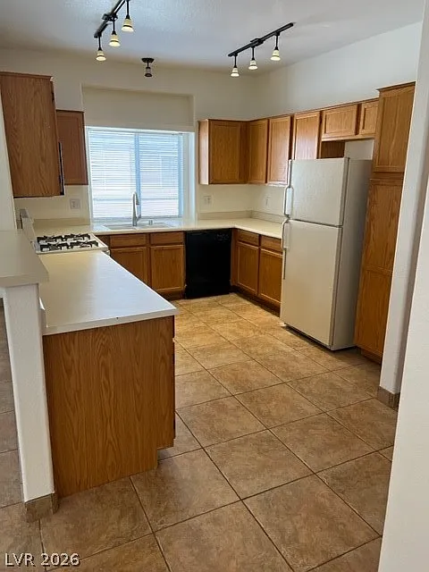2 bed, 2.0 bath, 1259 sqft, $1,650 — Photo 4
