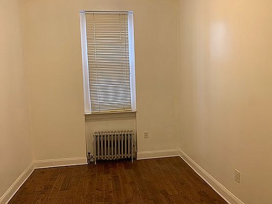 3rd image of 103 W 69th St APT 3D