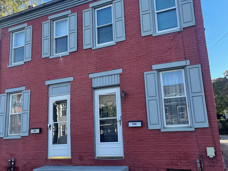 125 S 5th St — Photo 1