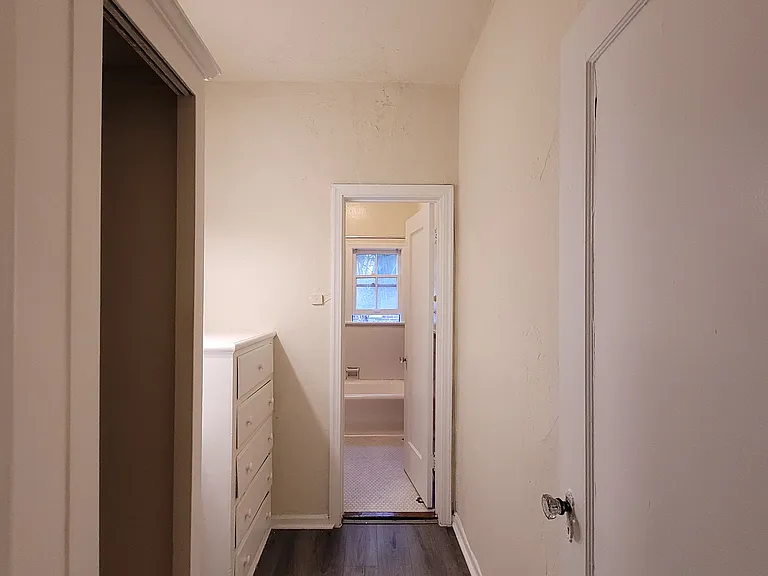 657 Cochran — Photo 60