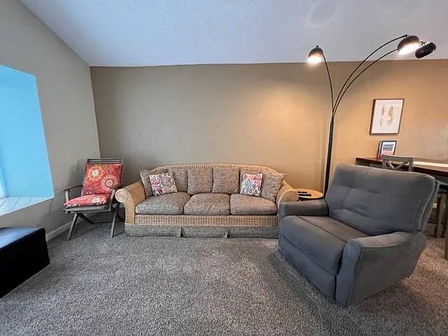201 Riverfront Dr #9 — Photo 7